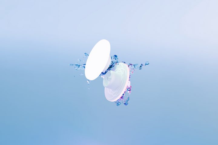 Relightable LED pool light with a minimalist 7 mm profile and waterproof components.