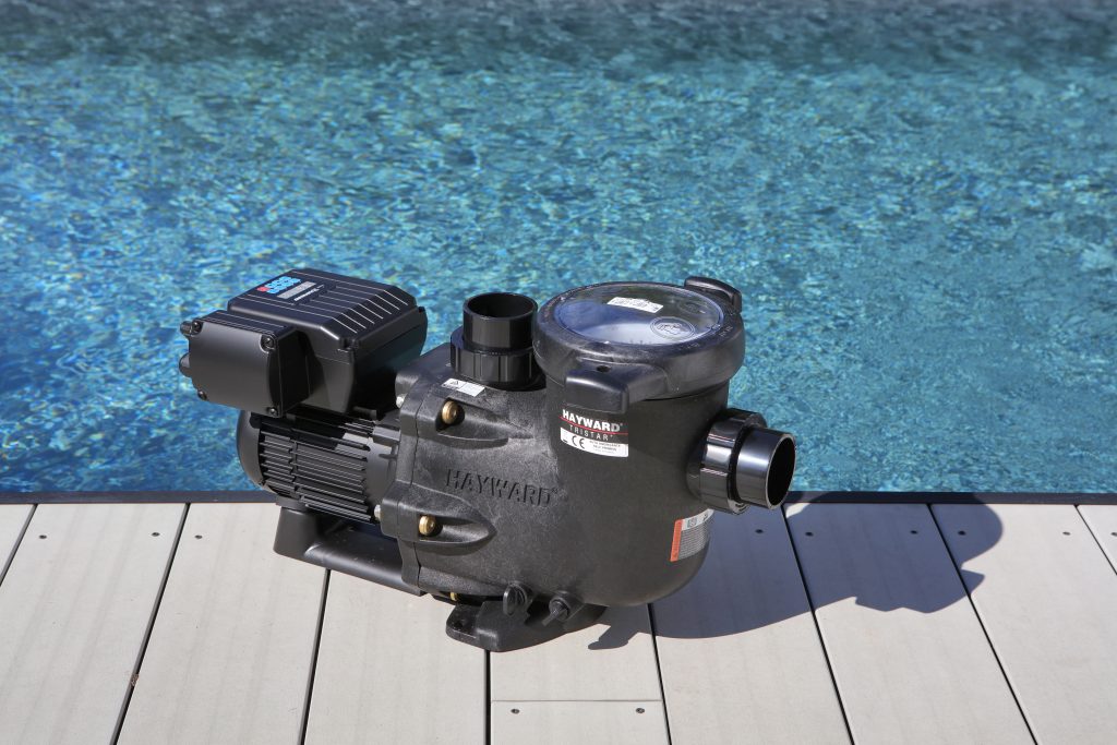 The TriStar VSTD range from Hayward is a premium variable-speed pump that runs longer at lower speeds, providing superior water quality and up to 90% energy savings compared to traditional single-speed pumps.